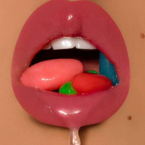 KAB Lip Oil - Picture 2 of 7